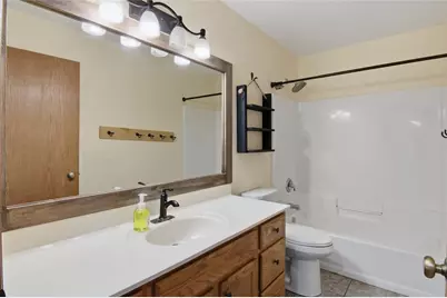 2518 Pine View Road, Eau Claire, WI 54703 - Photo 24