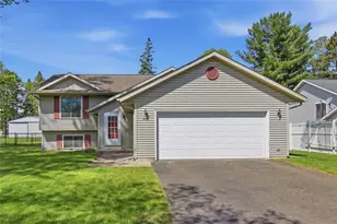 2518 Pine View Rd, Eau Claire, WI 54703 - Photo 1