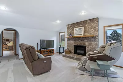 2925 W Princeton Avenue, Eau Claire, WI 54703 - Photo 30