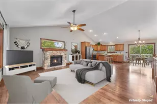 2544 Avery Ln, Altoona, WI 54720 - Photo 8