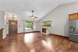 2544 Avery Ln, Altoona, WI 54720 - Photo 10