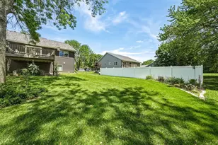 329 Rutledge St, Chippewa Falls, WI 54729 - Photo 6