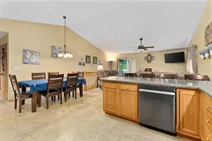 2644 Trindal St, Eau Claire, WI 54703 - Photo 10