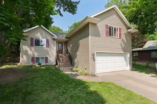 2644 Trindal St, Eau Claire, WI 54703 - Photo 2