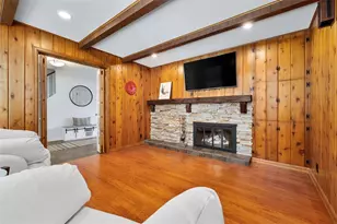 391 Heather Ct, Eau Claire, WI 54701 - Photo 8