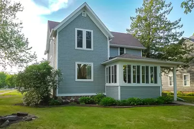 520 Dover Street, Chippewa Falls, WI 54729 - Photo 2