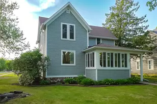 520 Dover St, Chippewa Falls, WI 54729 - Photo 2