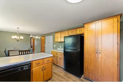 819 Forrest Street, Black River Falls, WI 54615 - Photo 10