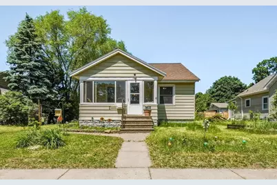 1516 Sherwin Avenue, Eau Claire, WI 54701 - Photo 1