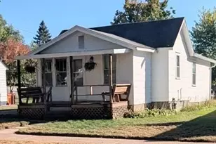 727 Bolles St, Eau Claire, WI 54703 - Photo 2