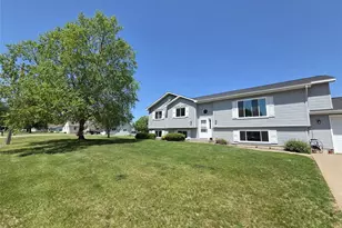 1009 Marian St, Rice Lake, WI 54868 - Photo 2