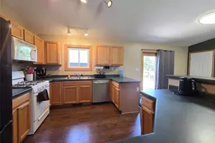 1009 Marian St, Rice Lake, WI 54868 - Photo 4