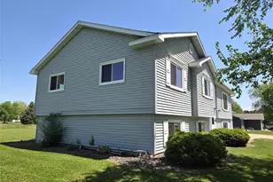 1009 Marian St, Rice Lake, WI 54868 - Photo 38