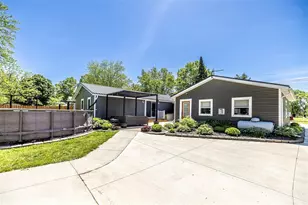 122 Washington St, Black River Falls, WI 54615 - Photo 4