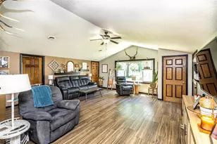 122 Washington St, Black River Falls, WI 54615 - Photo 10
