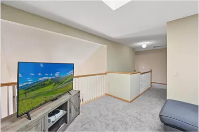 2335 Oakridge Circle, Hudson, WI 54016 - Photo 6