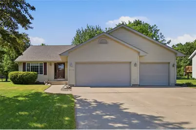 2910 W Frank Street, Eau Claire, WI 54703 - Photo 1