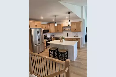 445 E Hartford Street, Cadott, WI 54727 - Photo 10