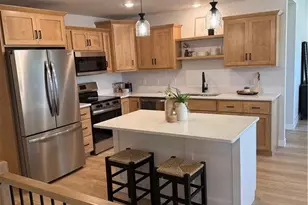 445 E Hartford St, Cadott, WI 54727 - Photo 10