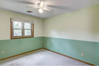 2229 Peterson Avenue, Eau Claire, WI 54703 - Photo 14