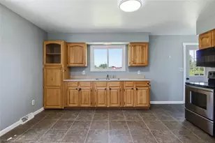 802 Janicki Rd, Stanley, WI 54768 - Photo 10