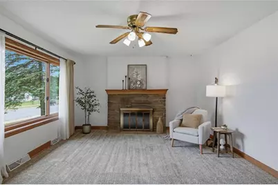 2715 Rudolph Road, Eau Claire, WI 54701 - Photo 2