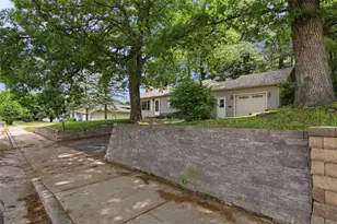 2715 Rudolph Rd, Eau Claire, WI 54701 - Photo 20