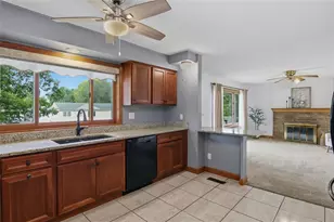 2715 Rudolph Rd, Eau Claire, WI 54701 - Photo 6