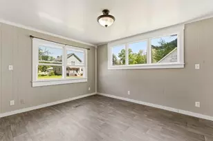 334 E 2nd Ave, Stanley, WI 54768 - Photo 8