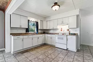 334 E 2nd Ave, Stanley, WI 54768 - Photo 10