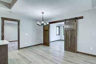 705 Sequoia Dr, Altoona, WI 54720 - Photo 6