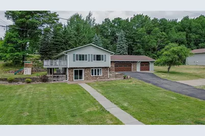2204 Hillside Drive, Eau Claire, WI 54703 - Photo 42