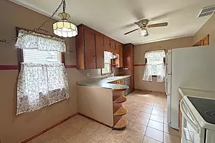 515 Oak St, Spooner, WI 54801 - Photo 10