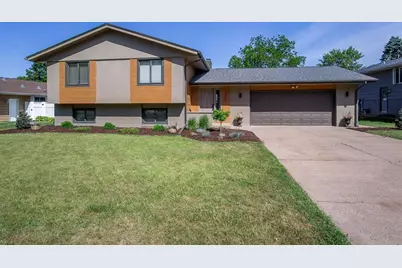 1212 Webster Avenue, Eau Claire, WI 54701 - Photo 2