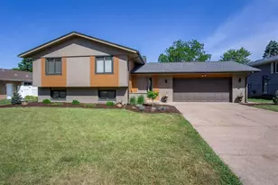 1212 Webster Ave, Eau Claire, WI 54701 - Photo 2