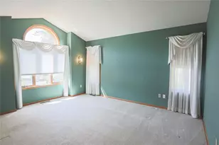 1825 Golf View Dr, River Falls, WI 54022 - Photo 2
