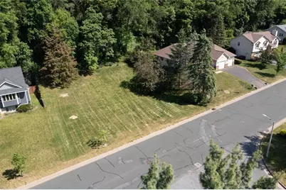 1825 Golf View Drive, River Falls, WI 54022 - Photo 24