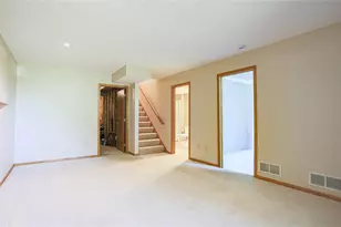 1825 Golf View Dr, River Falls, WI 54022 - Photo 18