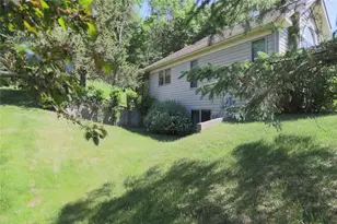 1825 Golf View Dr, River Falls, WI 54022 - Photo 30