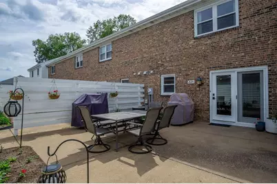 2125 Providence Court, Eau Claire, WI 54703 - Photo 2