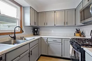 2125 Providence Ct, Eau Claire, WI 54703 - Photo 6