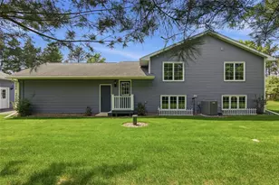 1301 Sandy Ridge Ln, Altoona, WI 54720 - Photo 28