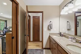 1301 Sandy Ridge Ln, Altoona, WI 54720 - Photo 14