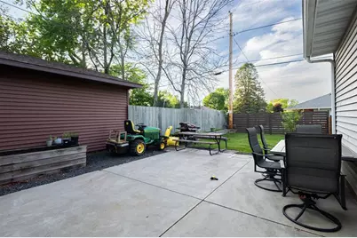2318 Agnes Street, Eau Claire, WI 54701 - Photo 6