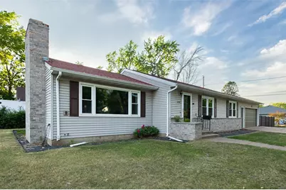 2318 Agnes Street, Eau Claire, WI 54701 - Photo 2