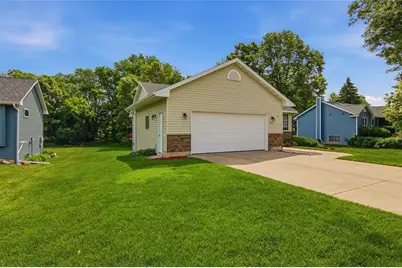 3513 Lamont Street, Eau Claire, WI 54701 - Photo 4