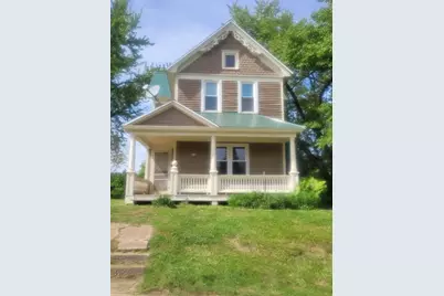 112 W Spring Street #1-2, Loyal, WI 54446 - Photo 2