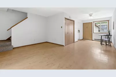 333 Odanah Avenue #4A, New Richmond, WI 54017 - Photo 2