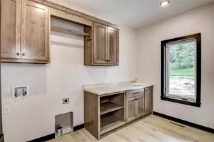 1921 Legacy Dr, Eau Claire, WI 54703 - Photo 18