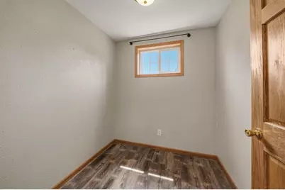 332 Lincoln Street, Stanley, WI 54768 - Photo 10